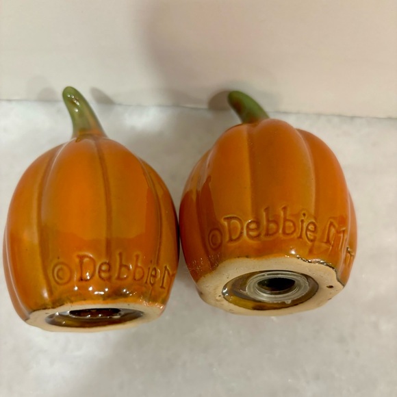 Debbie Mumm Autumn Fall Pumpkins Salt Pepper Shaker Set Table Kitchen Decor - Picture 4 of 5